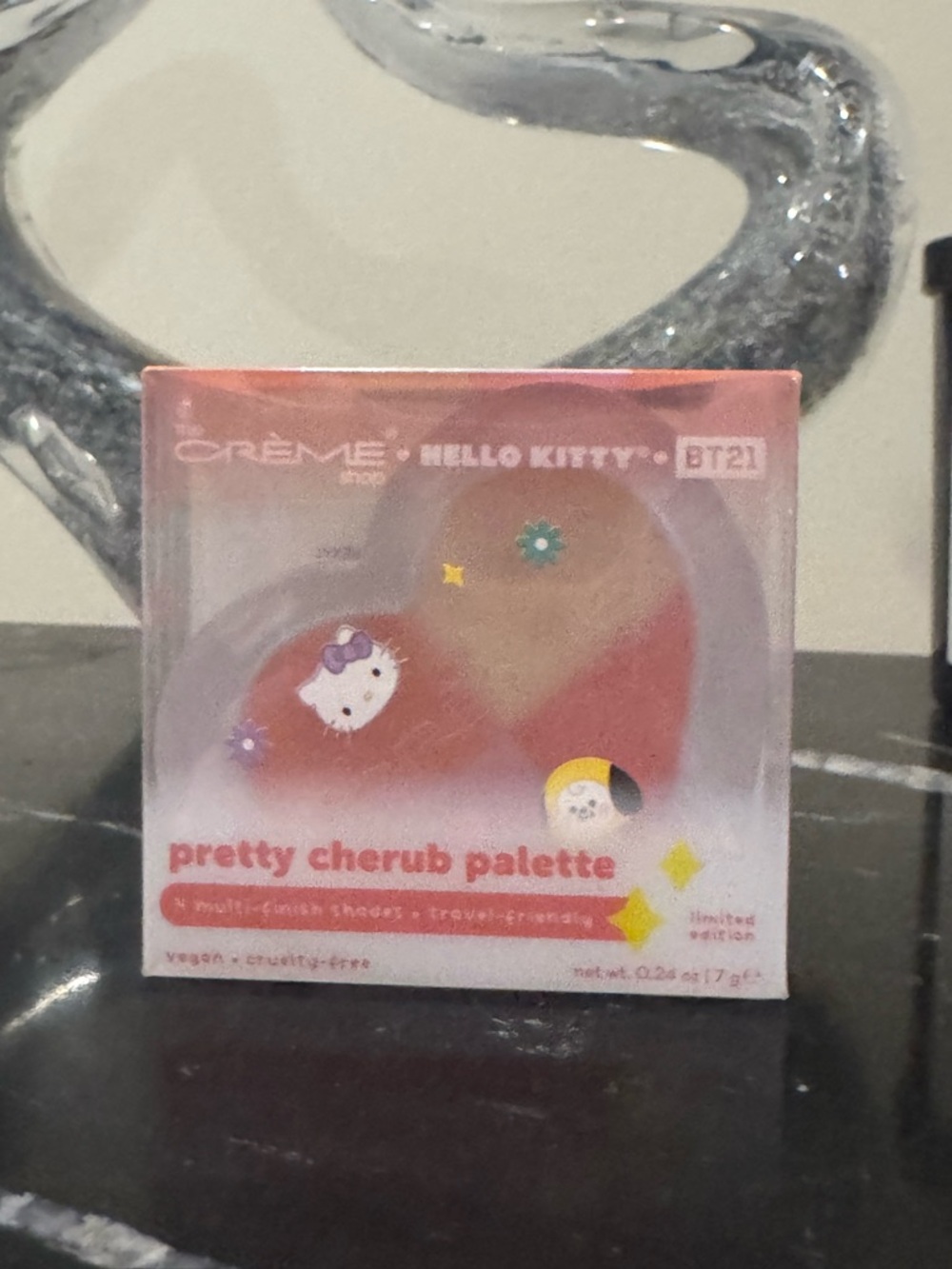 Crème Shop x Hello Kitty Pretty Cherub Blush Palette - Pink/Peach